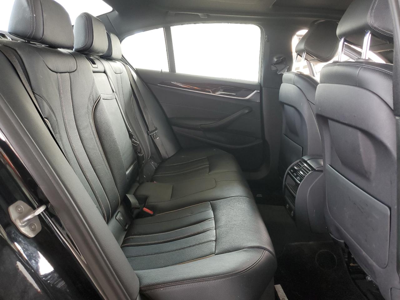 2018 BMW 530E VIN: WBAJA9C57JB033092 Lot: 71848665