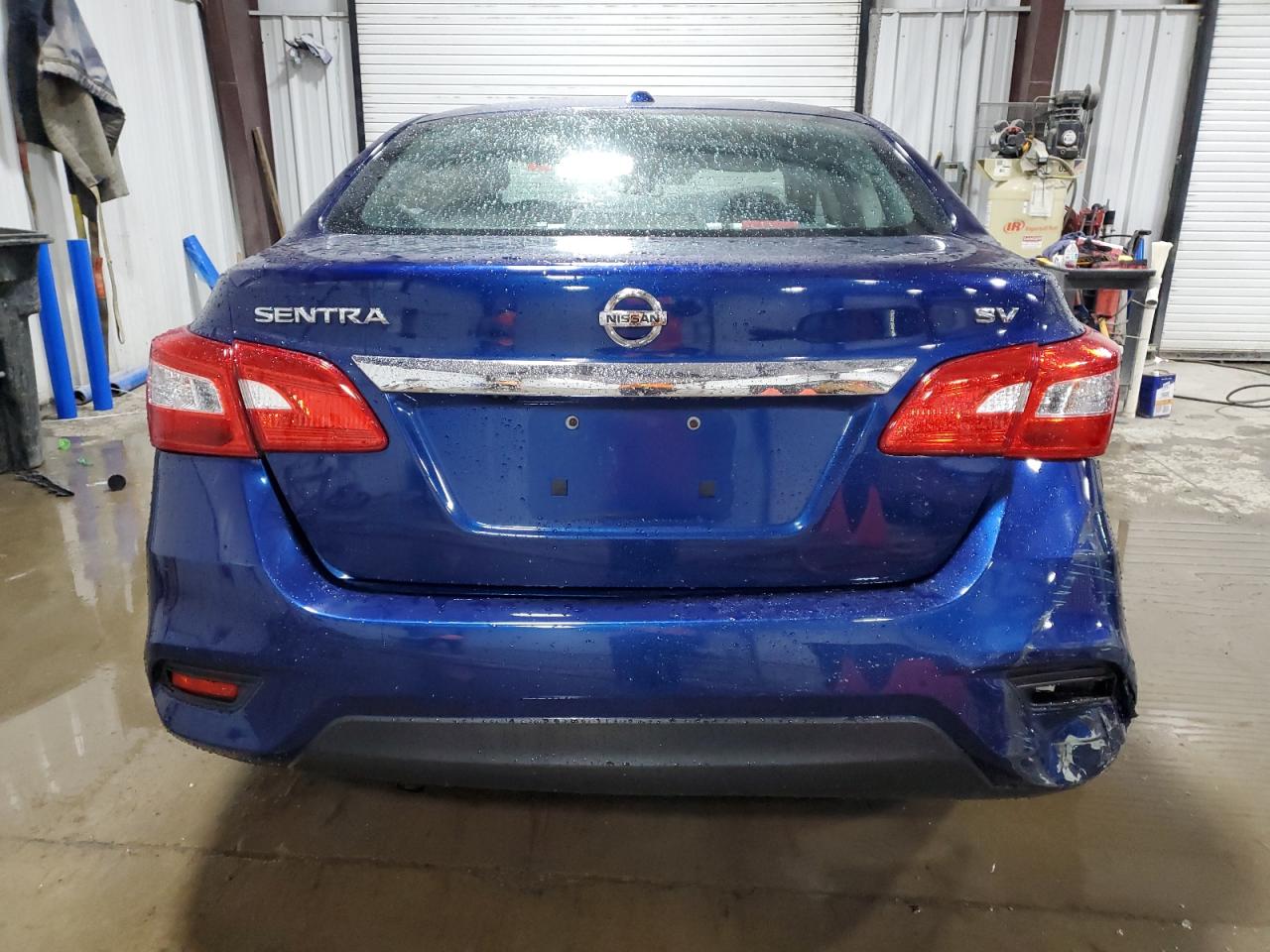 2017 Nissan Sentra S VIN: 3N1AB7AP4HY398692 Lot: 81259095
