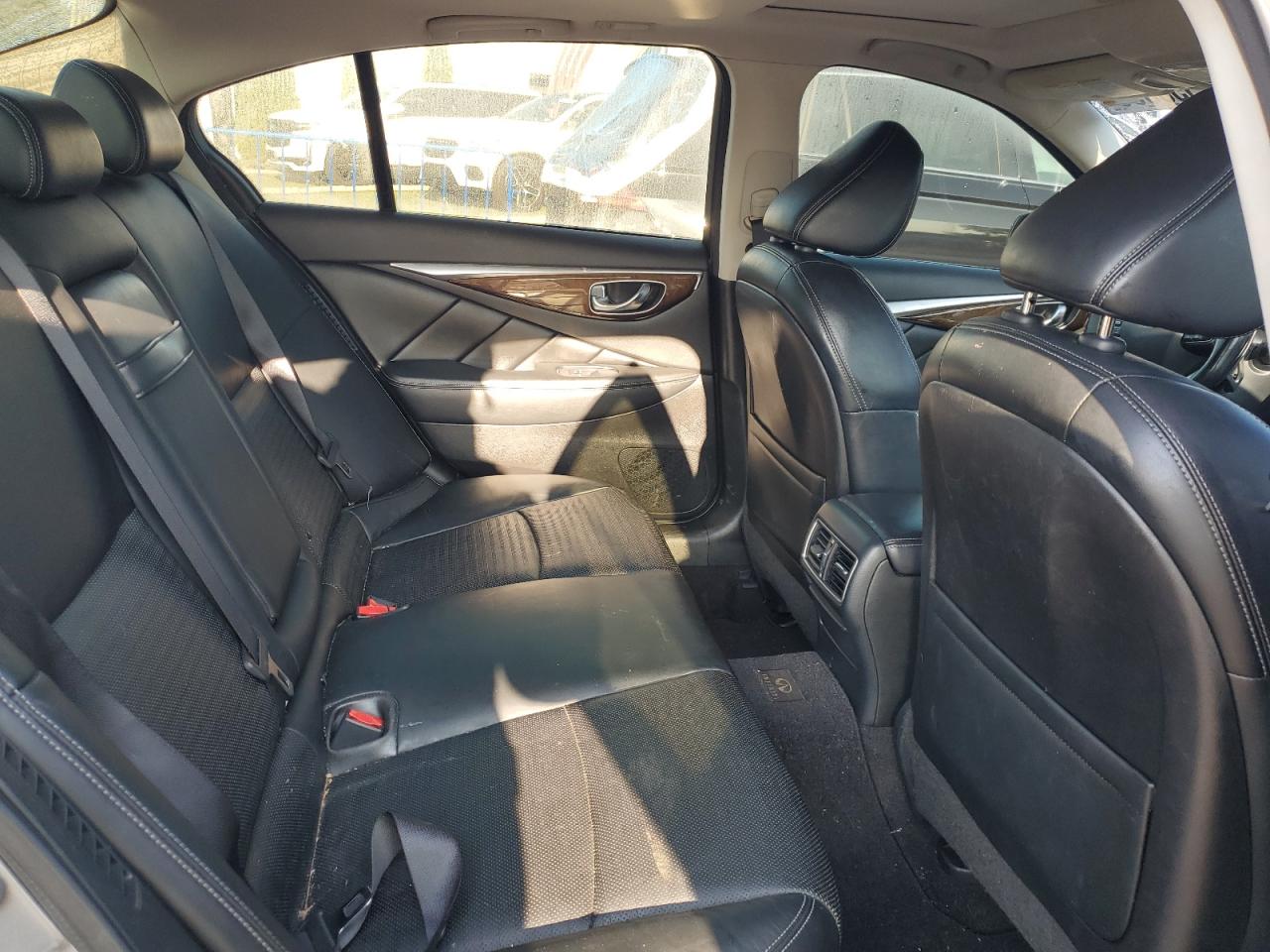 2014 Infiniti Q50 Hybrid Premium VIN: JN1AV7AR9EM702400 Lot: 71558095