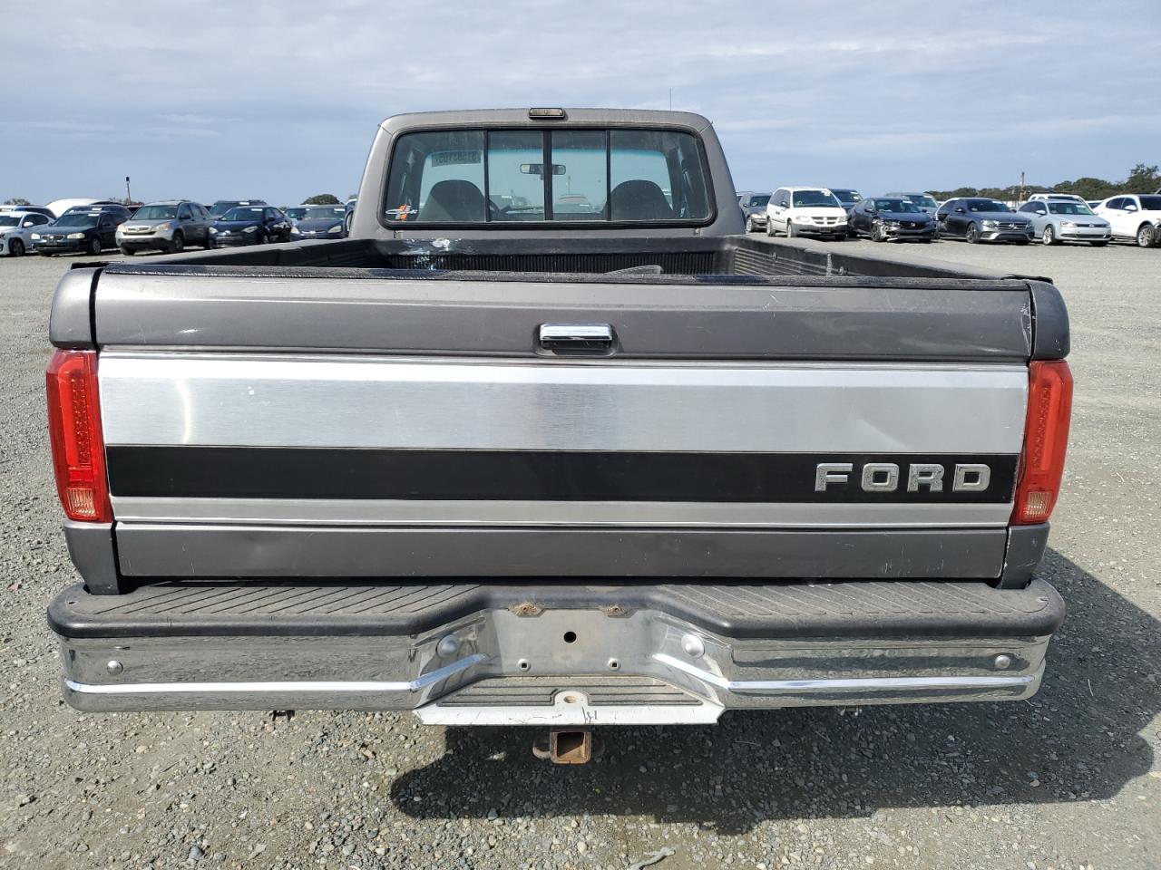 1992 Ford F150 VIN: 1FTEX14H0NKB98968 Lot: 81583105
