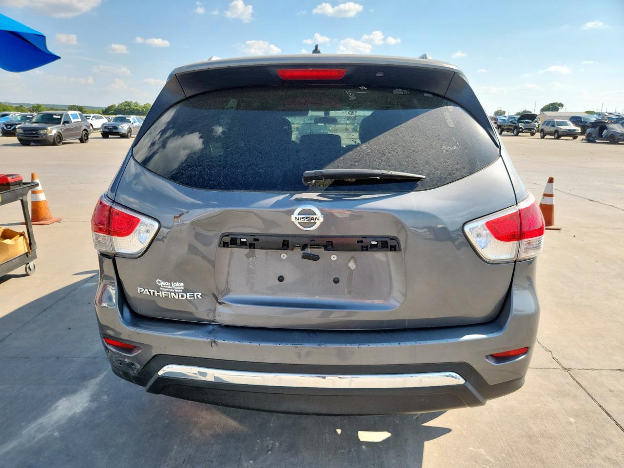 2015 Nissan Pathfinder S VIN: 5N1AR2MN3FC720746 Lot: 80375945