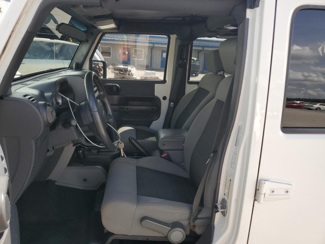 2010 Jeep Wrangler Unlimited Sport VIN: 1J4BA3H16AL231550 Lot: 82060995