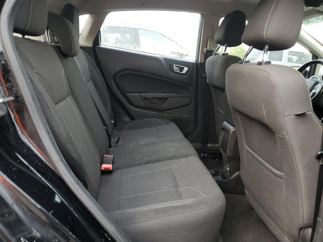 2016 Ford Fiesta Se VIN: 3FADP4EJ2GM196784 Lot: 82034195