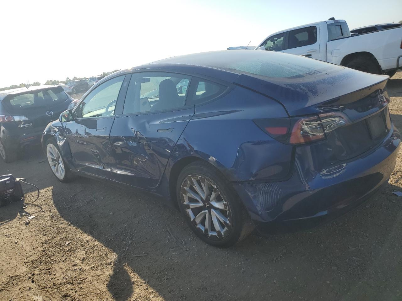 2023 Tesla Model 3 blue null electric 5YJ3E1EA0PF596602 photo #3