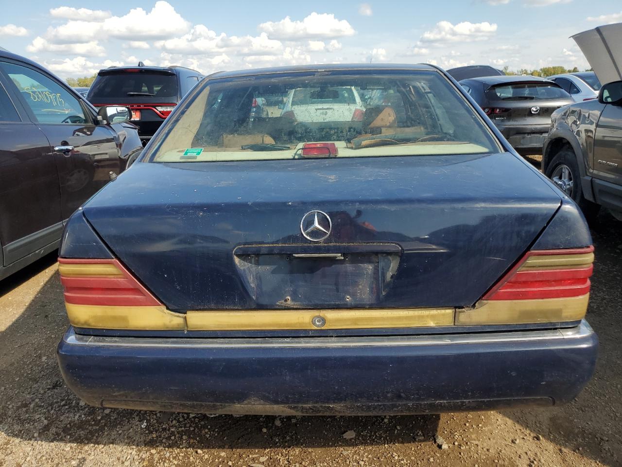 1994 Mercedes-Benz S 420 VIN: WDBGA43E5RA180107 Lot: 81722665