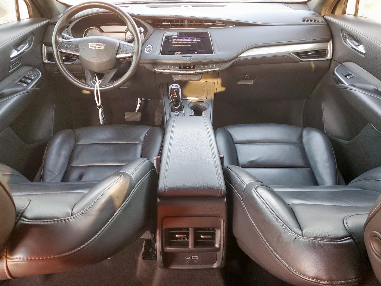 2021 Cadillac Xt4 Premium Luxury VIN: 1GYFZCR49MF001913 Lot: 70672885