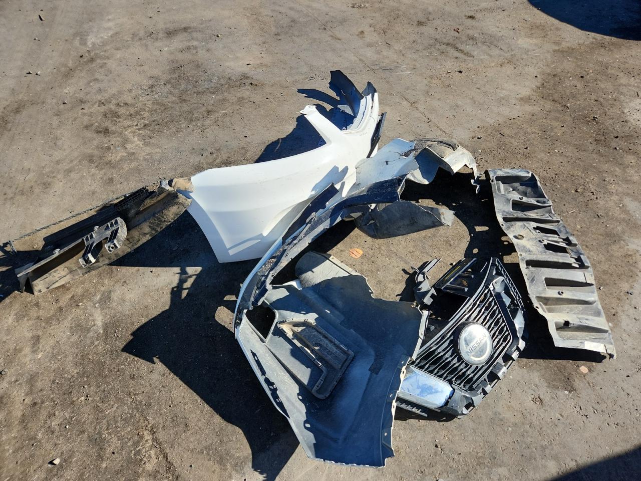 2019 Nissan Rogue S VIN: KNMAT2MV2KP560044 Lot: 81413165