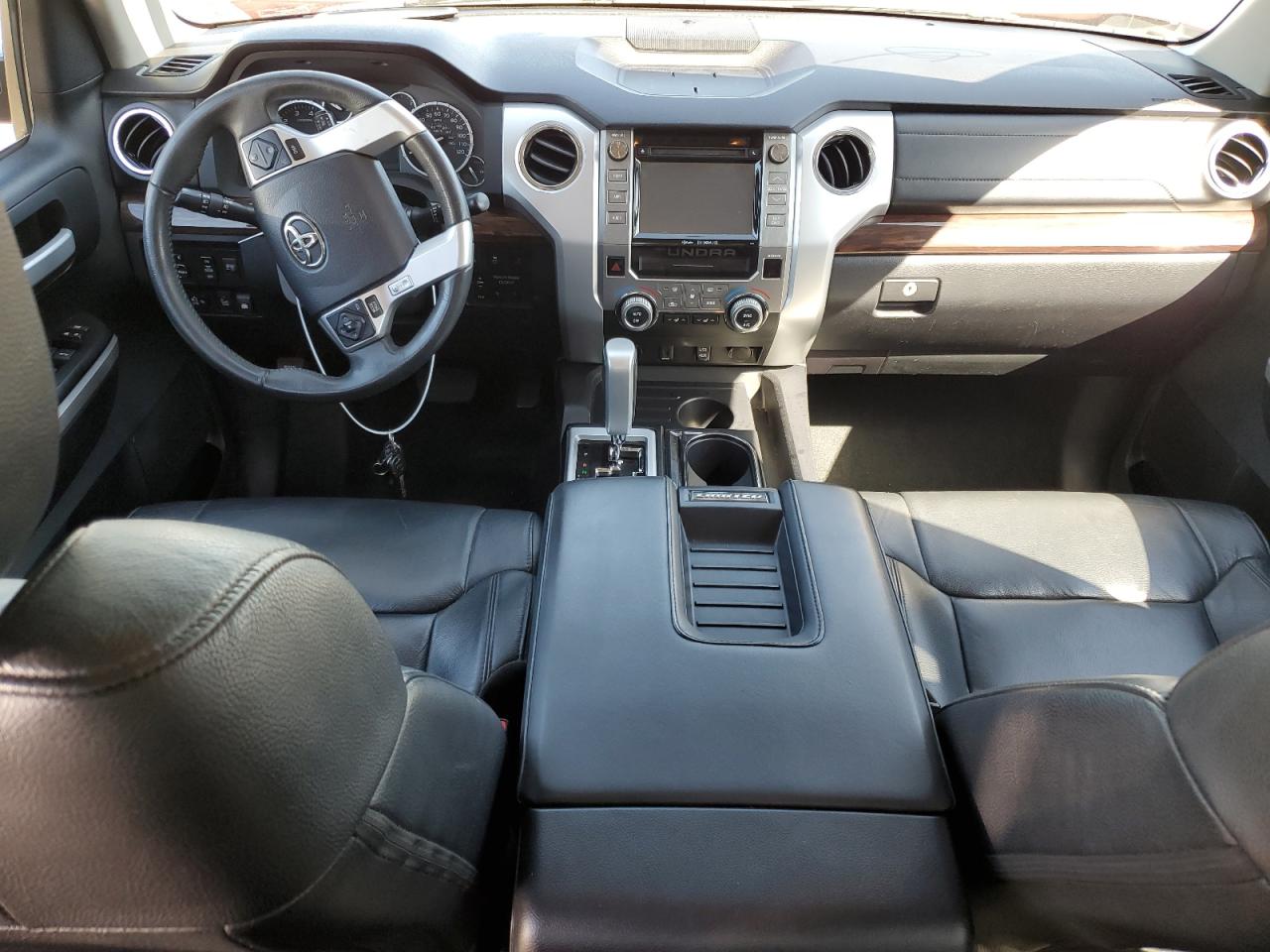 2017 Toyota Tundra Crewmax Limited VIN: 5TFFW5F12HX220149 Lot: 80962575