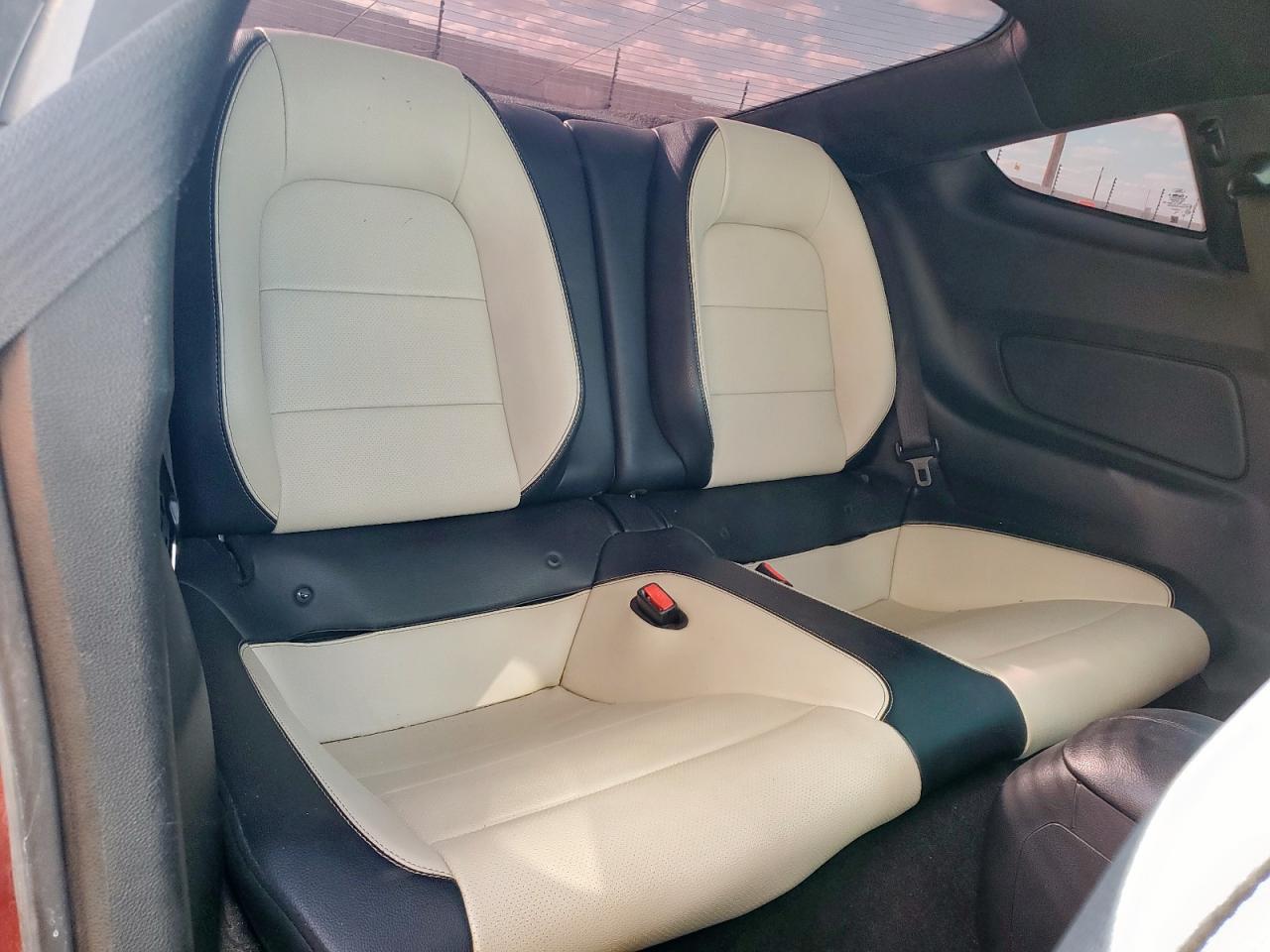 2016 Ford Mustang VIN: 1FA6P8TH2G5211614 Lot: 81828815