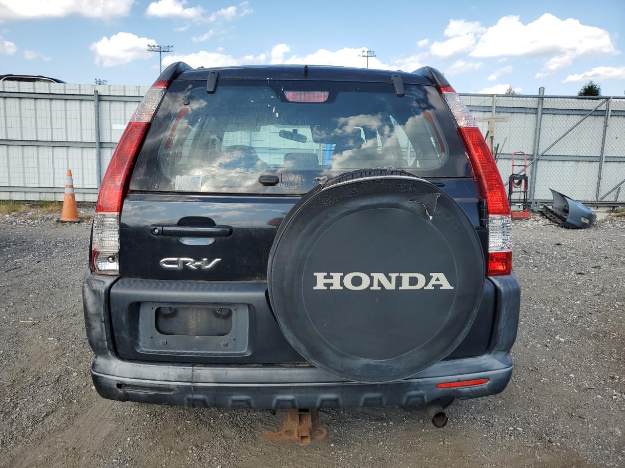 2005 Honda Cr-V Lx VIN: JHLRD68595C004233 Lot: 80391385