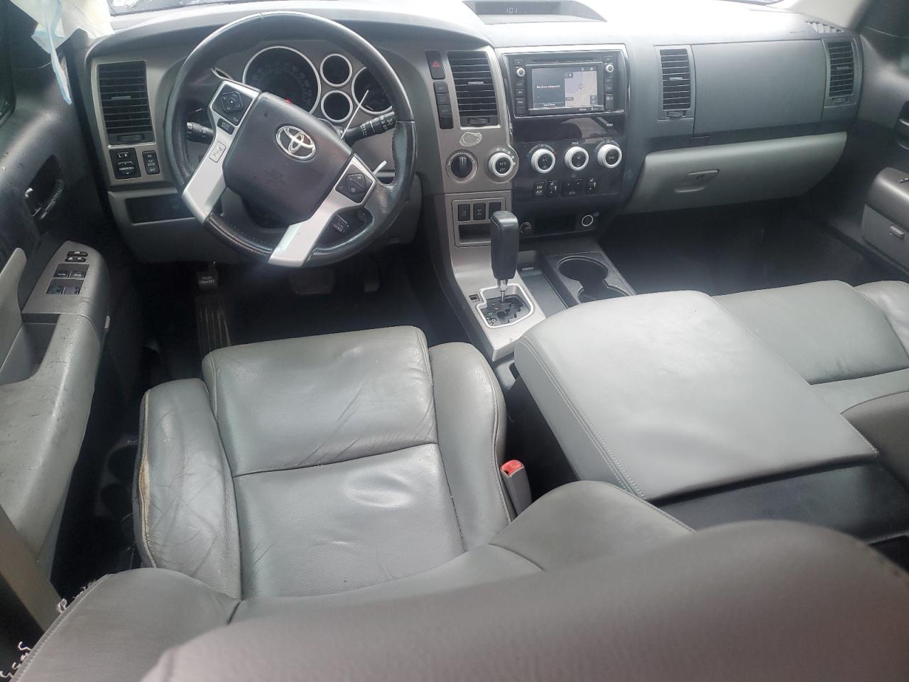 2015 Toyota Sequoia Sr5 VIN: 5TDBW5G19FS117262 Lot: 81038755