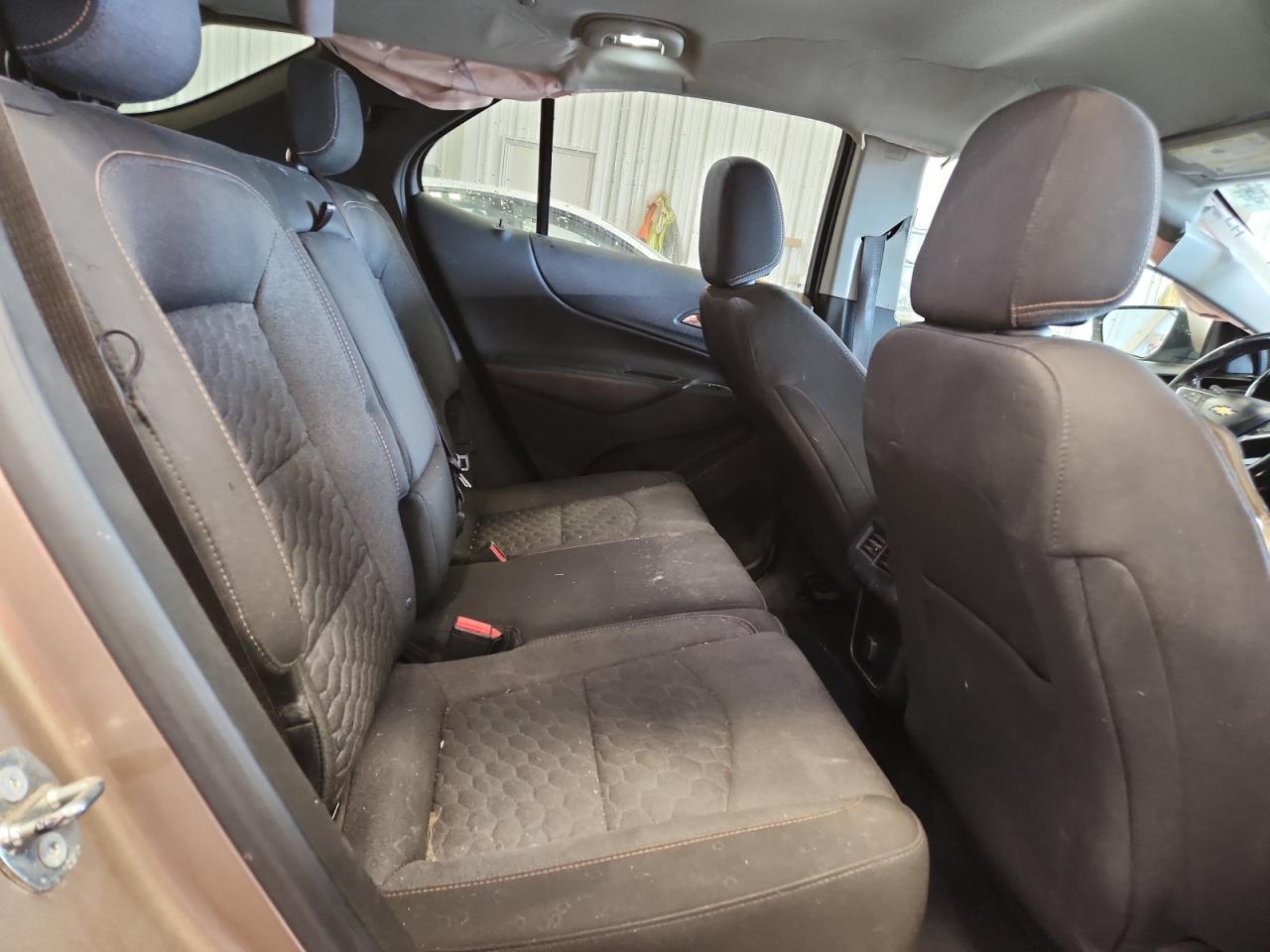 2018 Chevrolet Equinox Lt VIN: 2GNAXJEV5J6260677 Lot: 71305615