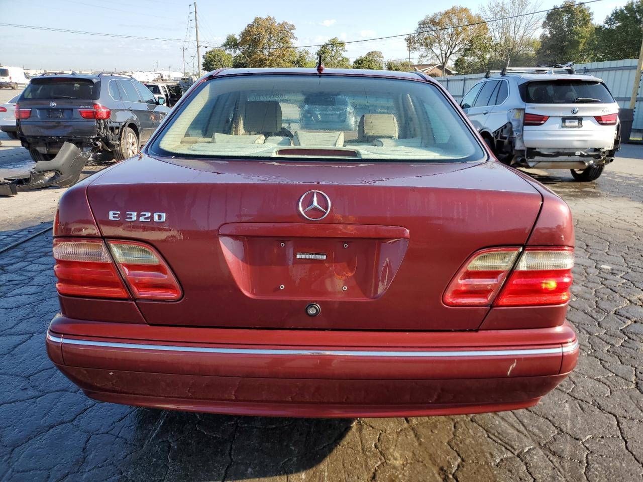 2000 Mercedes-Benz E 320 VIN: WDBJF65J9YB066181 Lot: 82053715