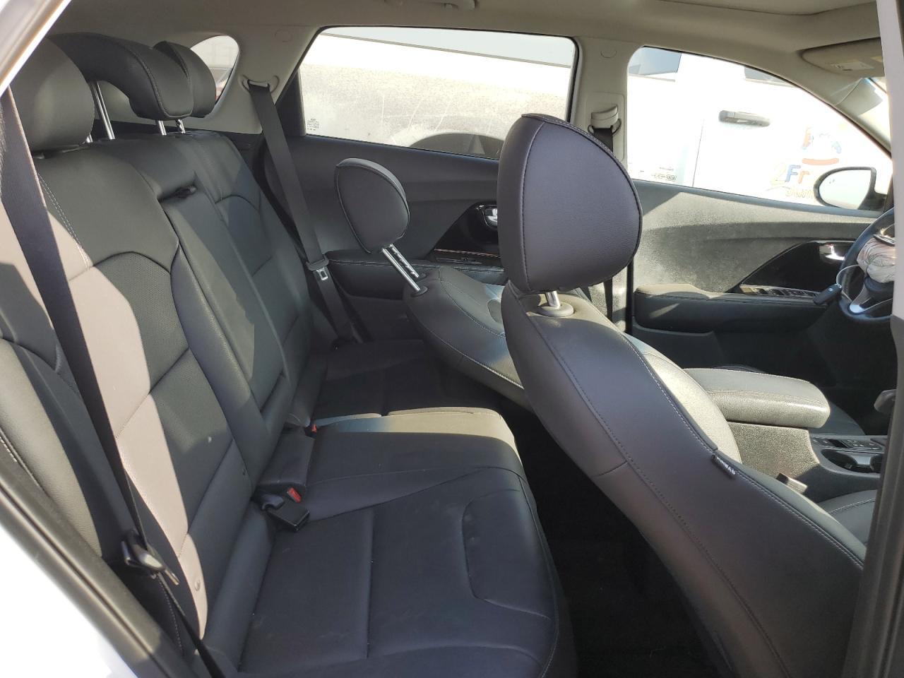 2020 Kia Niro Ex Premium VIN: KNDCE3LC1L5366773 Lot: 81019965