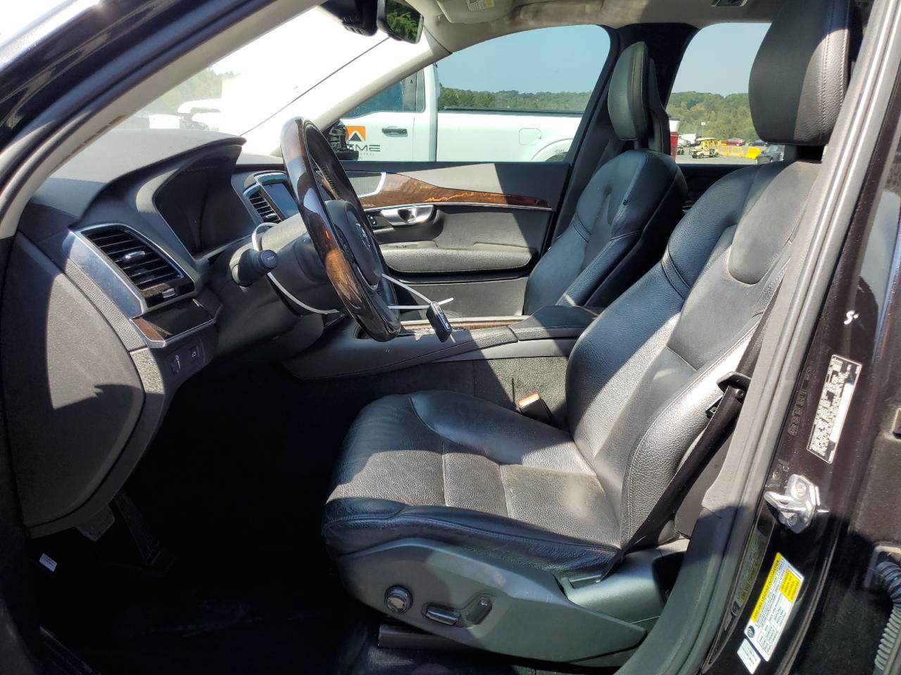 2016 Volvo Xc90 T6 VIN: YV4A22PK0G1060895 Lot: 81759985