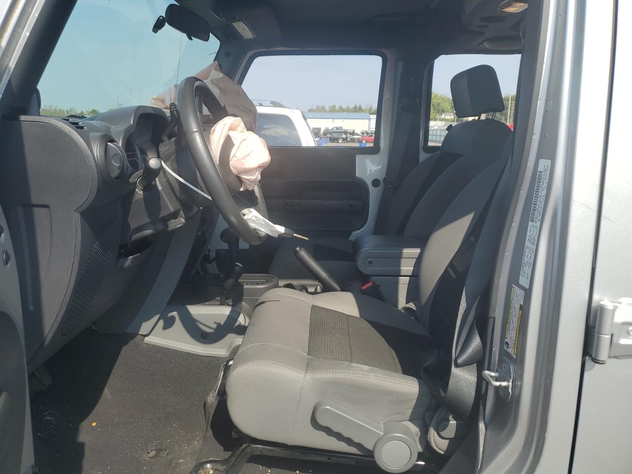 2010 Jeep Wrangler Unlimited Sport VIN: 1J4HA3H11AL124965 Lot: 82073565