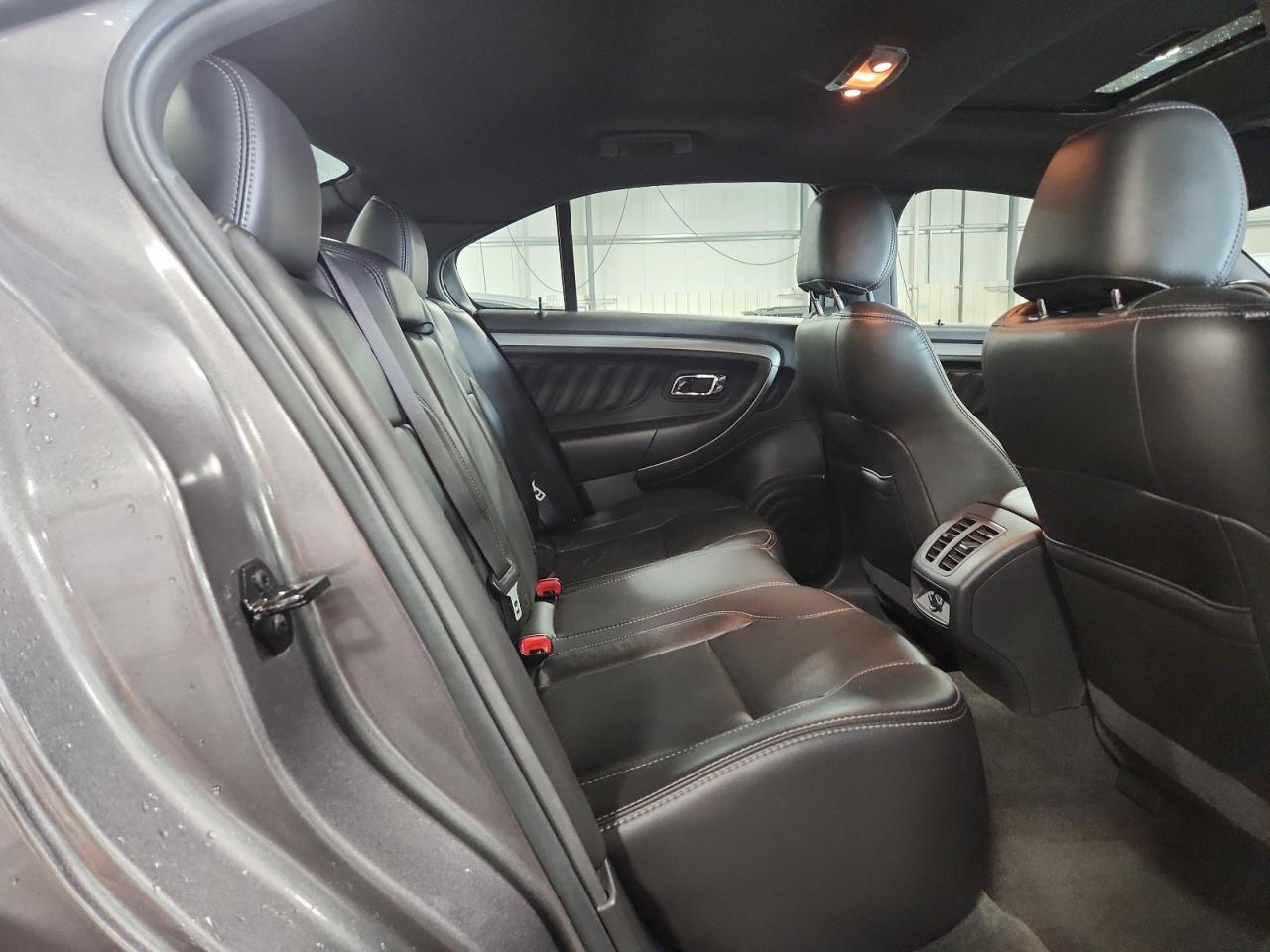 2013 Ford Taurus Sel VIN: 1FAHP2E86DG192875 Lot: 81068365