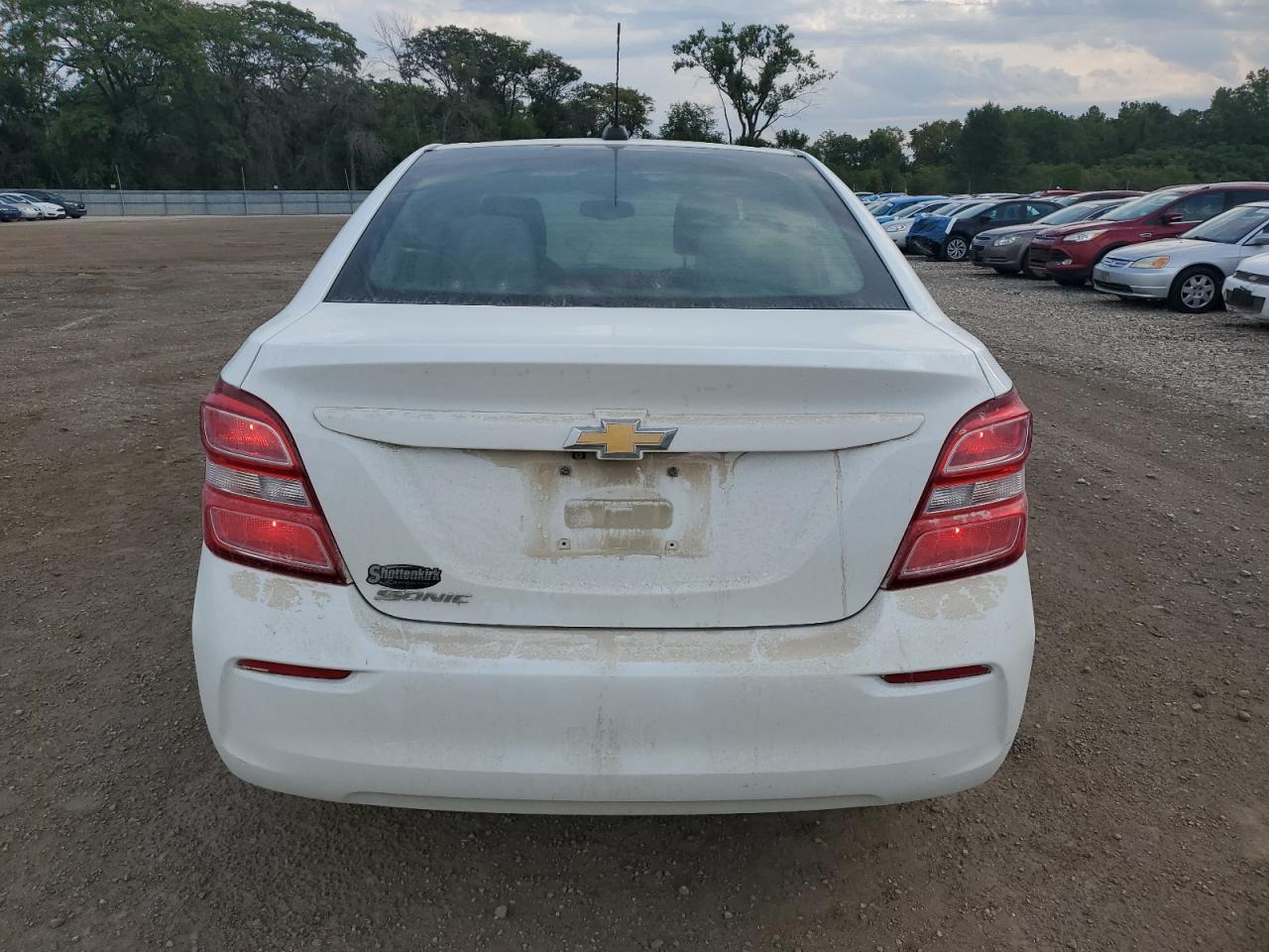 2018 Chevrolet Sonic Ls VIN: 1G1JB5SH2J4130072 Lot: 80627085