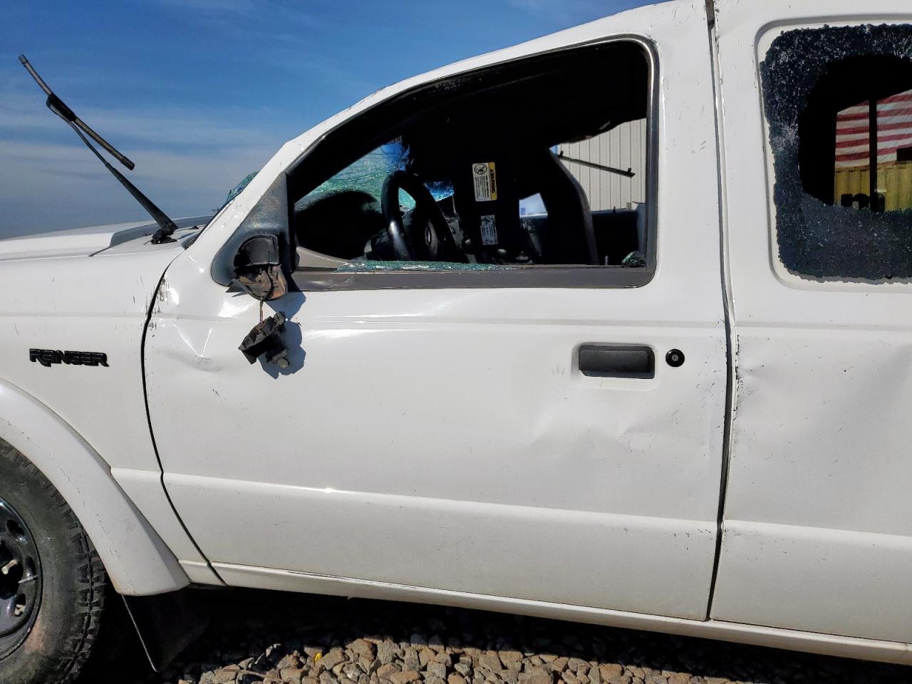 2002 Ford Ranger Super Cab VIN: 1FTZR45E62TA52064 Lot: 81647865