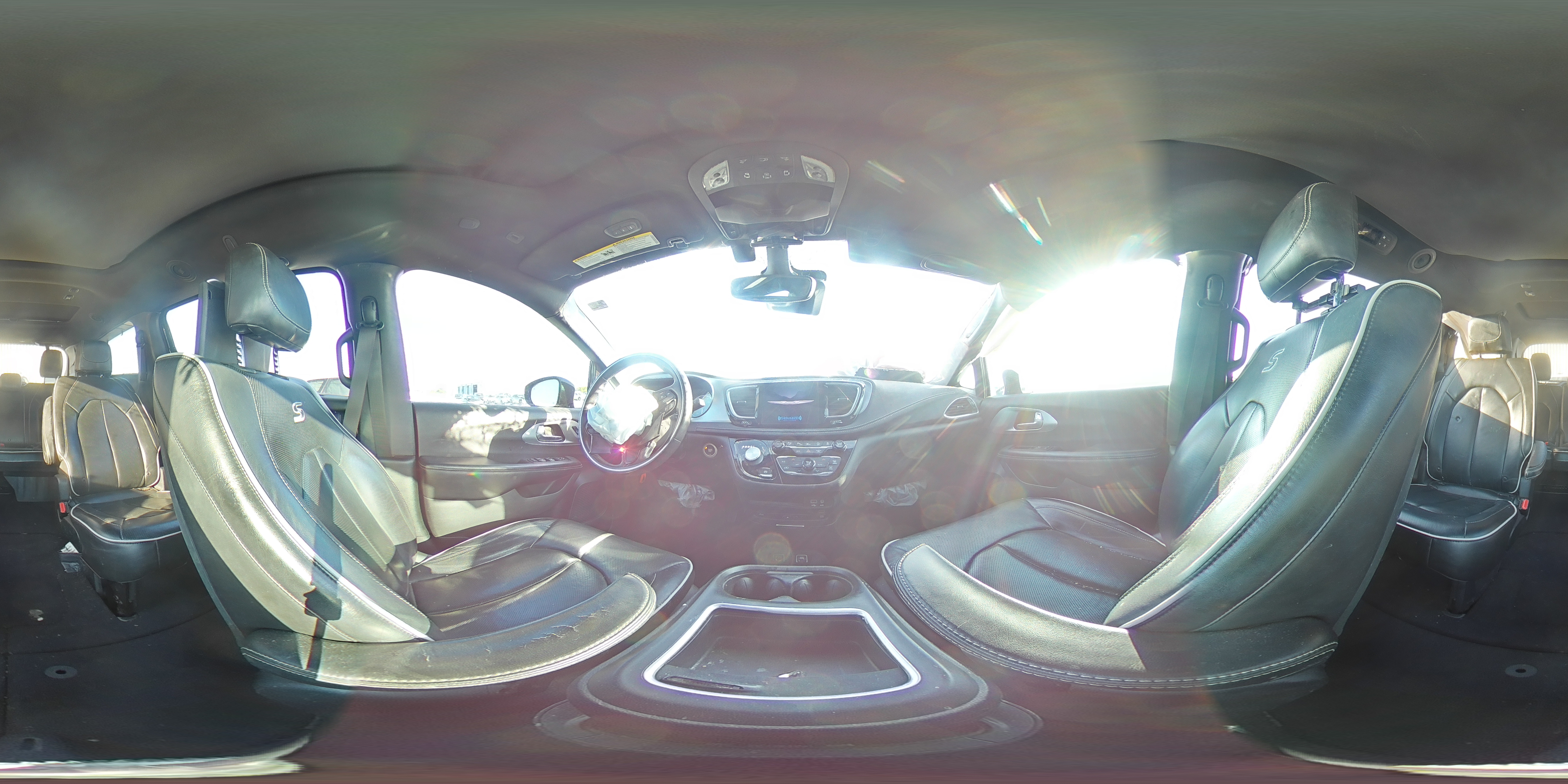 2018 Chrysler Pacifica Limited VIN: 2C4RC1GG5JR354899 Lot: 84657975