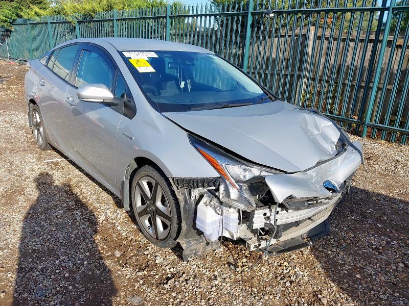 2017 TOYOTA PRIUS BUSINESS ED + VVT-I 