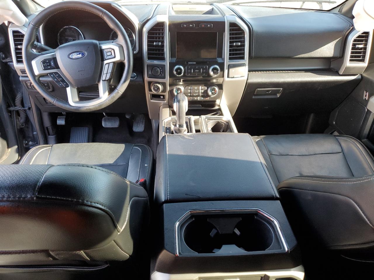 2017 Ford F150 Super Cab VIN: 1FTFX1EGXHKD43156 Lot: 81589845