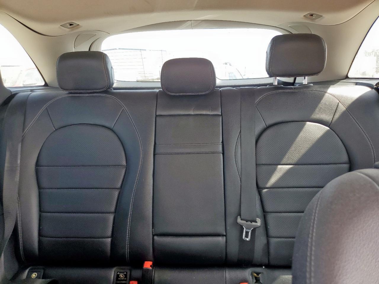 2016 Mercedes-Benz Glc 300 VIN: WDC0G4JB6GF058506 Lot: 82152015