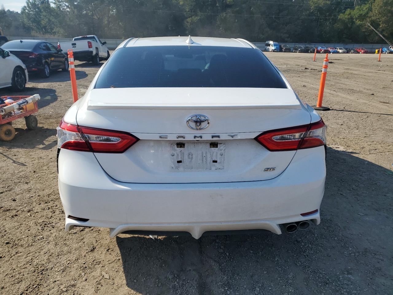 2020 Toyota Camry Se VIN: 4T1G11AK1LU909035 Lot: 84241075