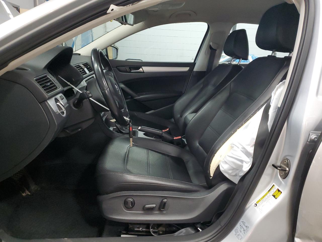 2013 Volkswagen Passat Se VIN: 1VWBP7A30DC120470 Lot: 81496275