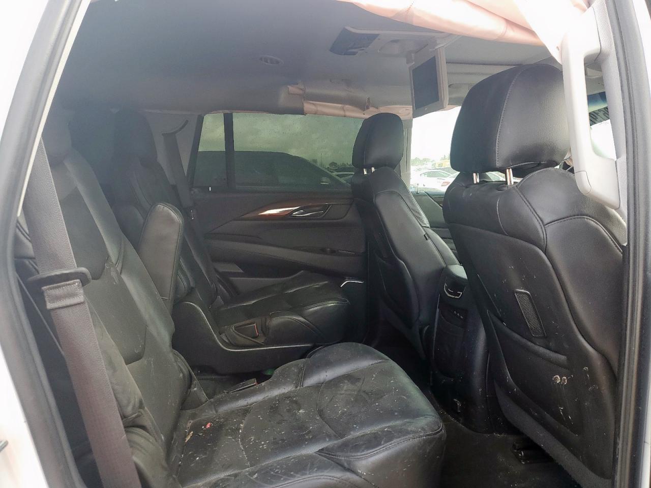 2019 Cadillac Escalade Luxury VIN: 1GYS3BKJ2KR409076 Lot: 83961975