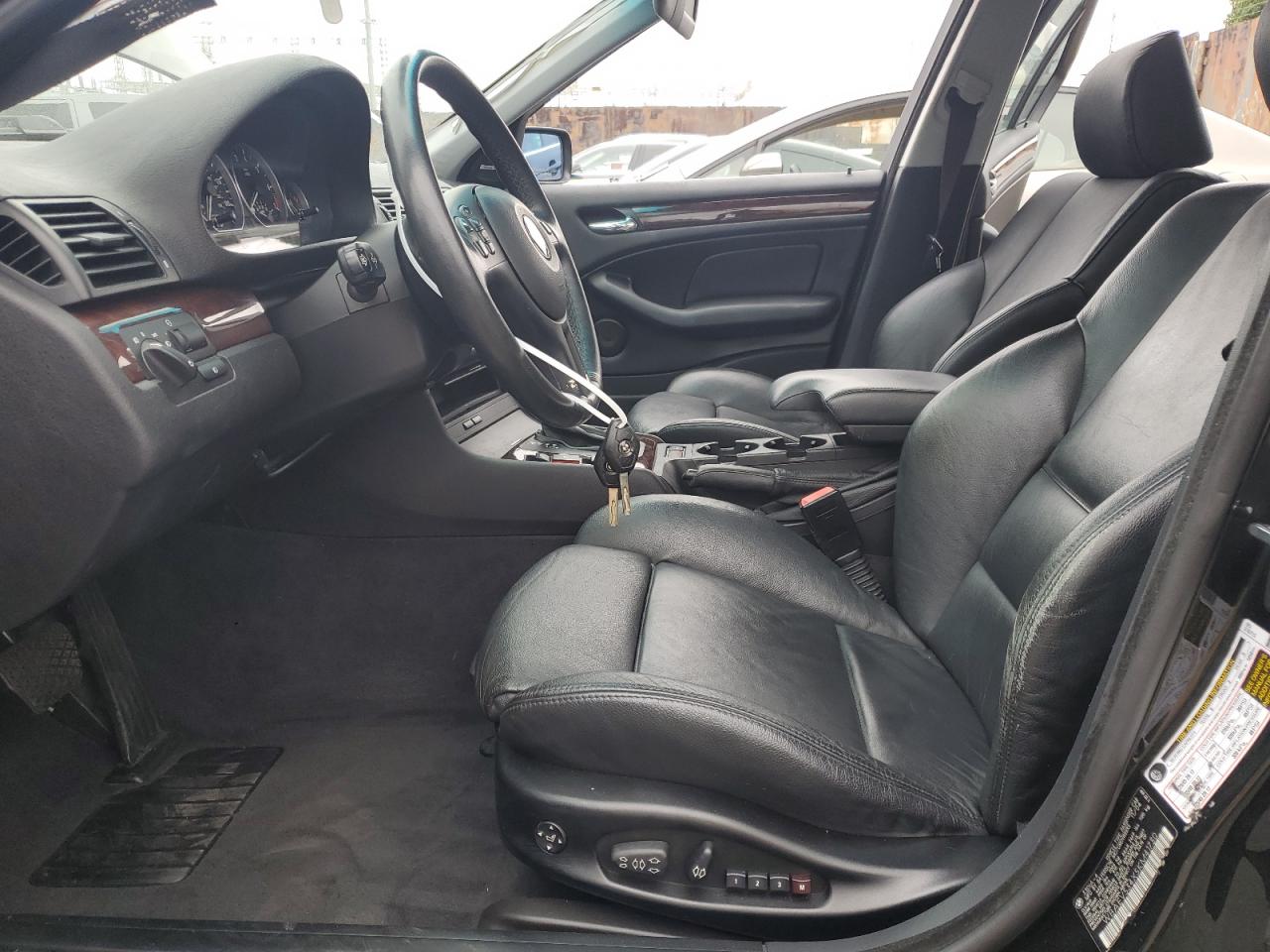 2005 BMW 330 I VIN: WBAEV534X5KM41730 Lot: 84789335