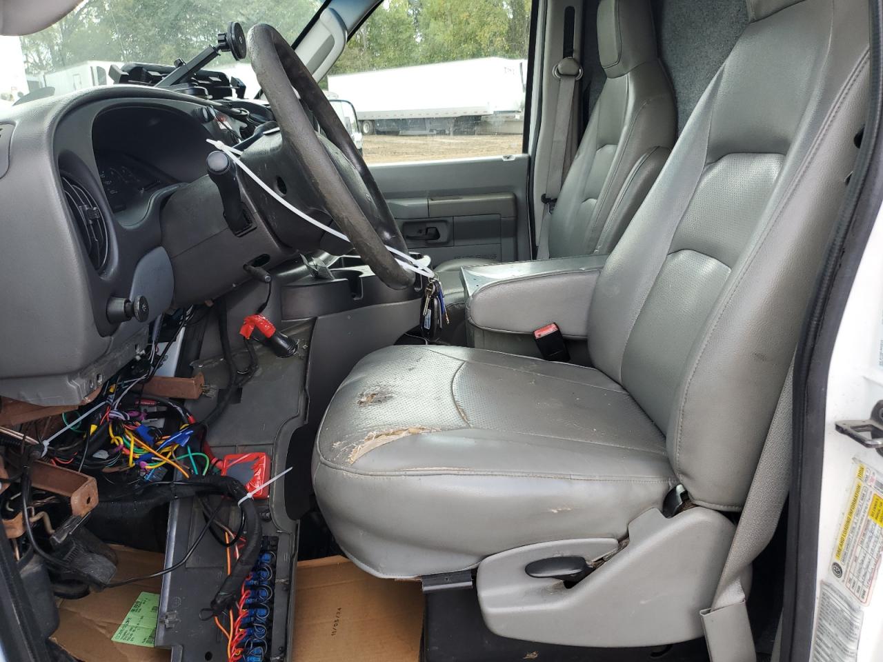 2008 Ford Econoline E350 Super Duty Van VIN: 1FTSE34L08DA81862 Lot: 72054125