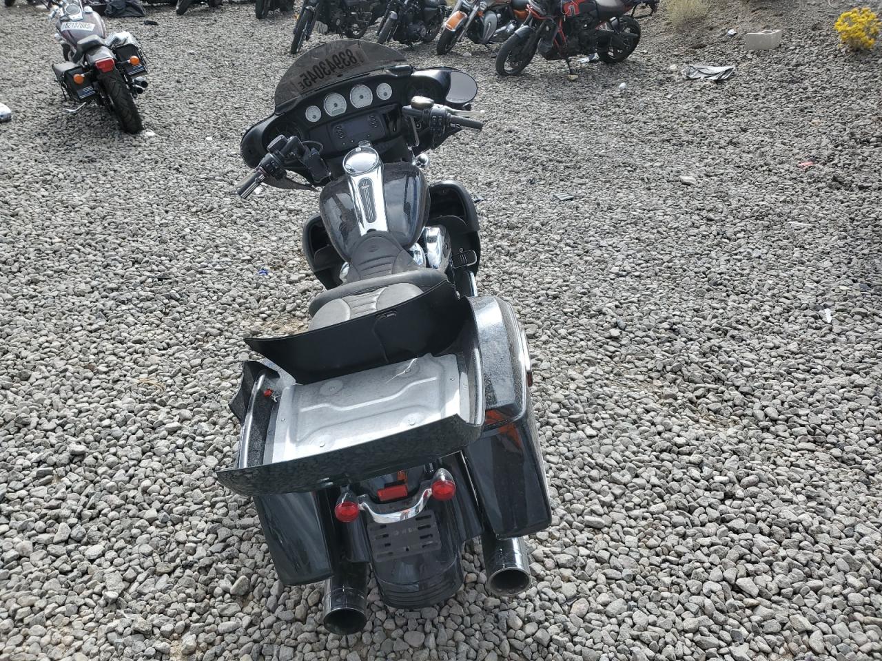 2017 Harley-Davidson Flhx Street Glide VIN: 1HD1KBC19HB609827 Lot: 83943045