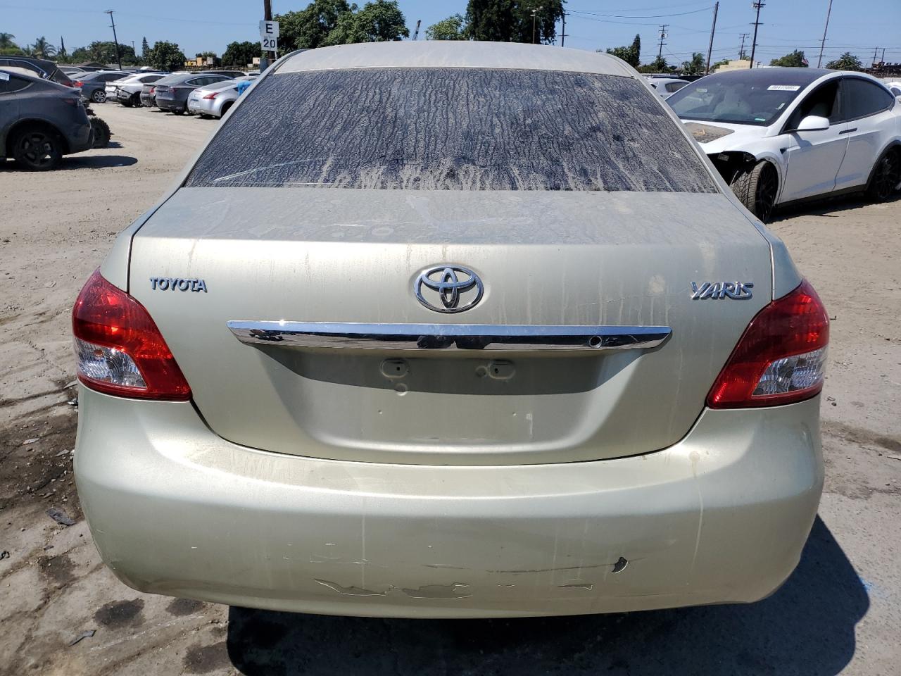 2008 Toyota Yaris VIN: JTDBT923384009369 Lot: 80657015