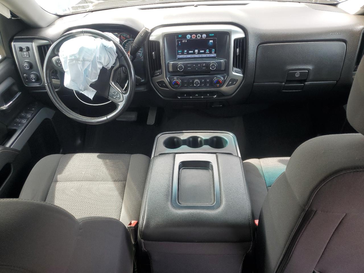 2018 Chevrolet Silverado K1500 Lt VIN: 1GCVKREC0JZ169343 Lot: 83843755