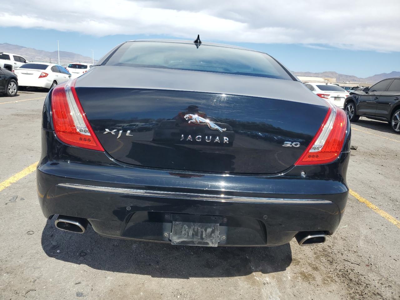 2015 Jaguar Xjl Portfolio VIN: SAJWA2GZ7F8V90426 Lot: 81521665