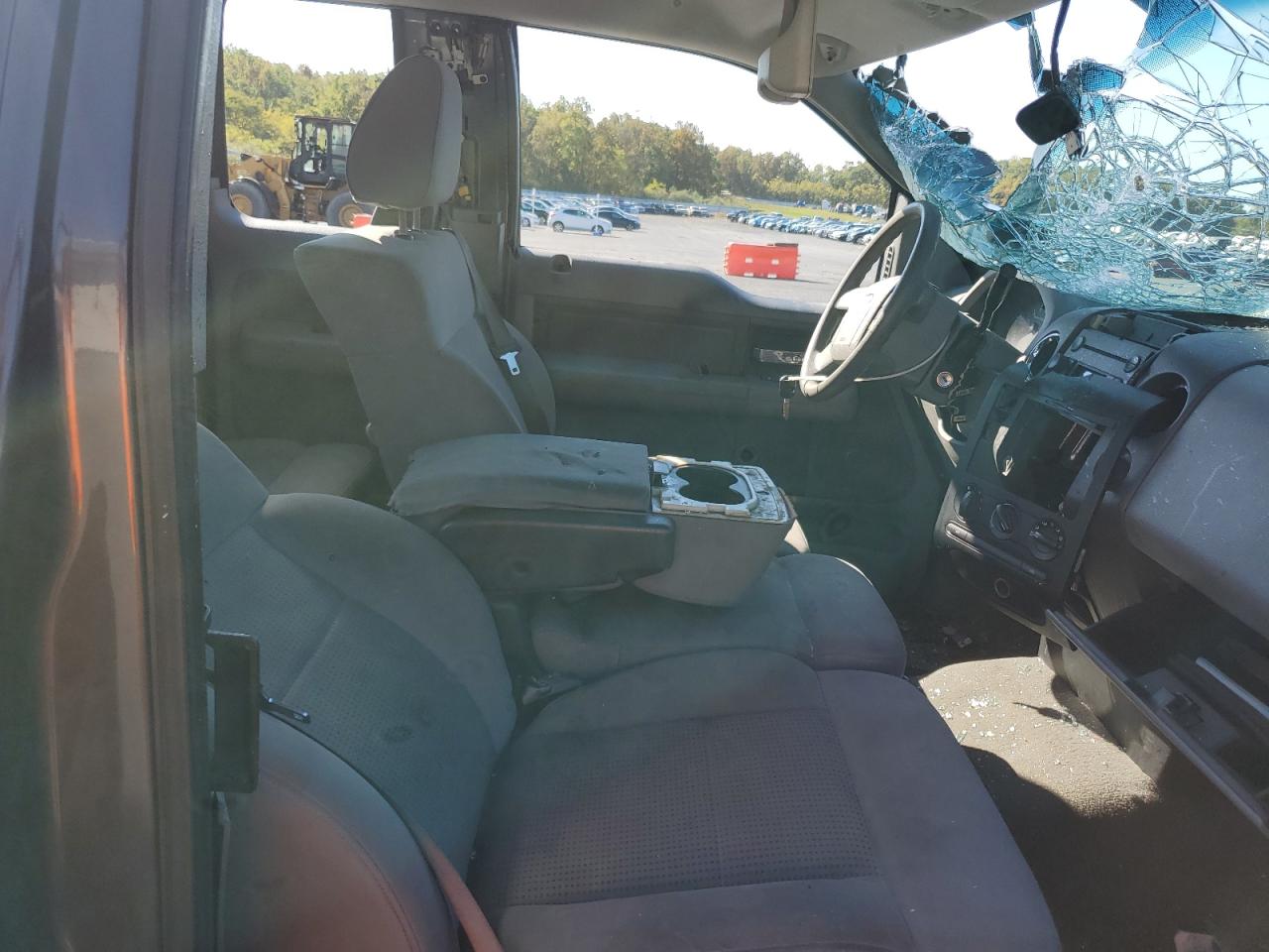 2007 Ford F150 VIN: 1FTRX12W67NA00687 Lot: 81067725