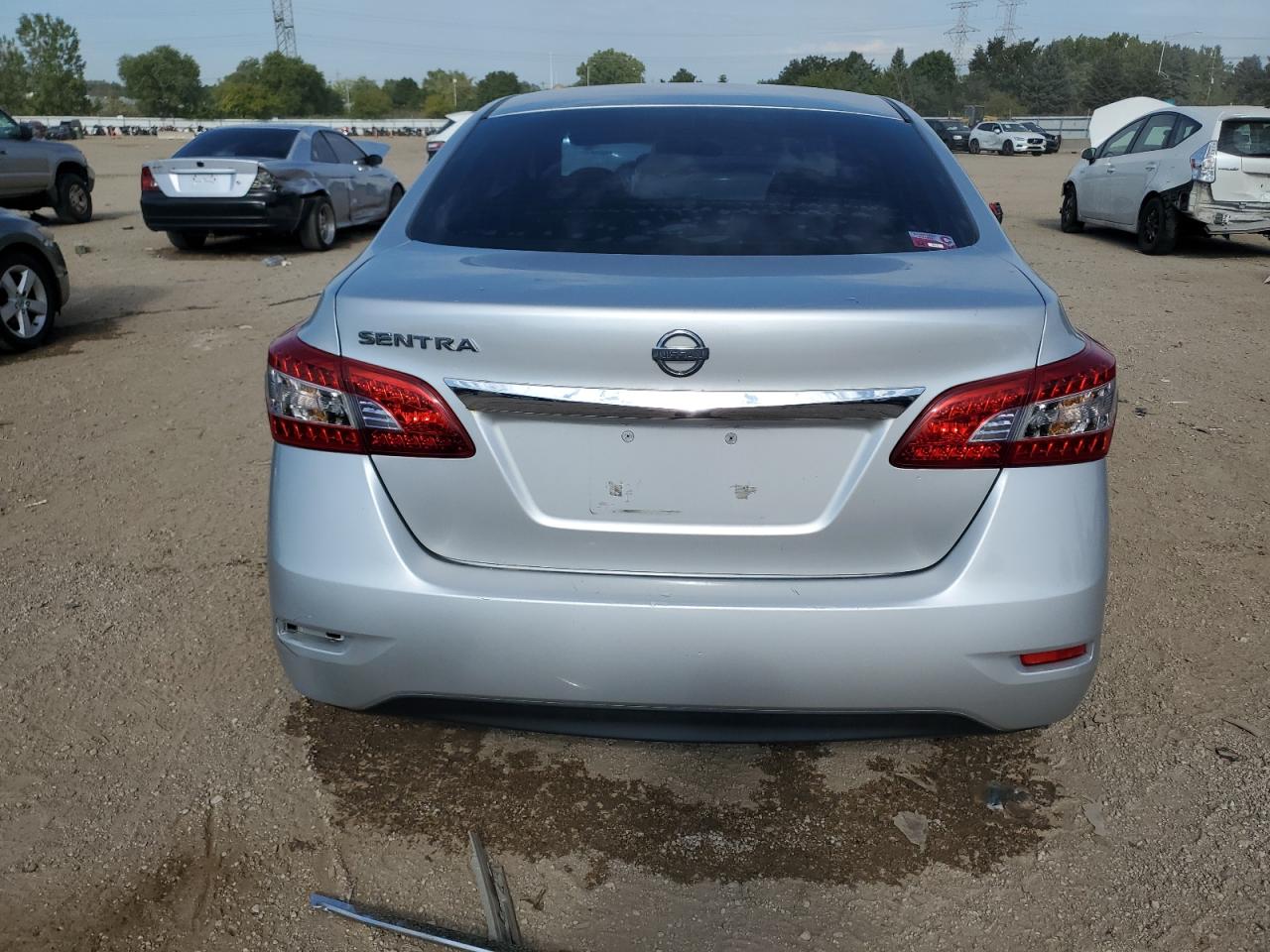 2015 Nissan Sentra S VIN: 3N1AB7AP3FY233133 Lot: 72076355