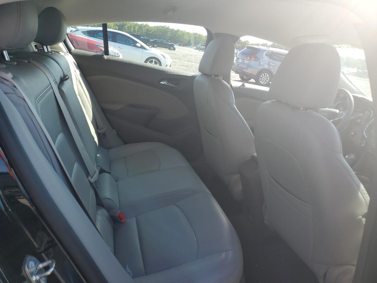 2017 Chevrolet Cruze Lt VIN: 3G1BE6SM2HS550410 Lot: 84227235