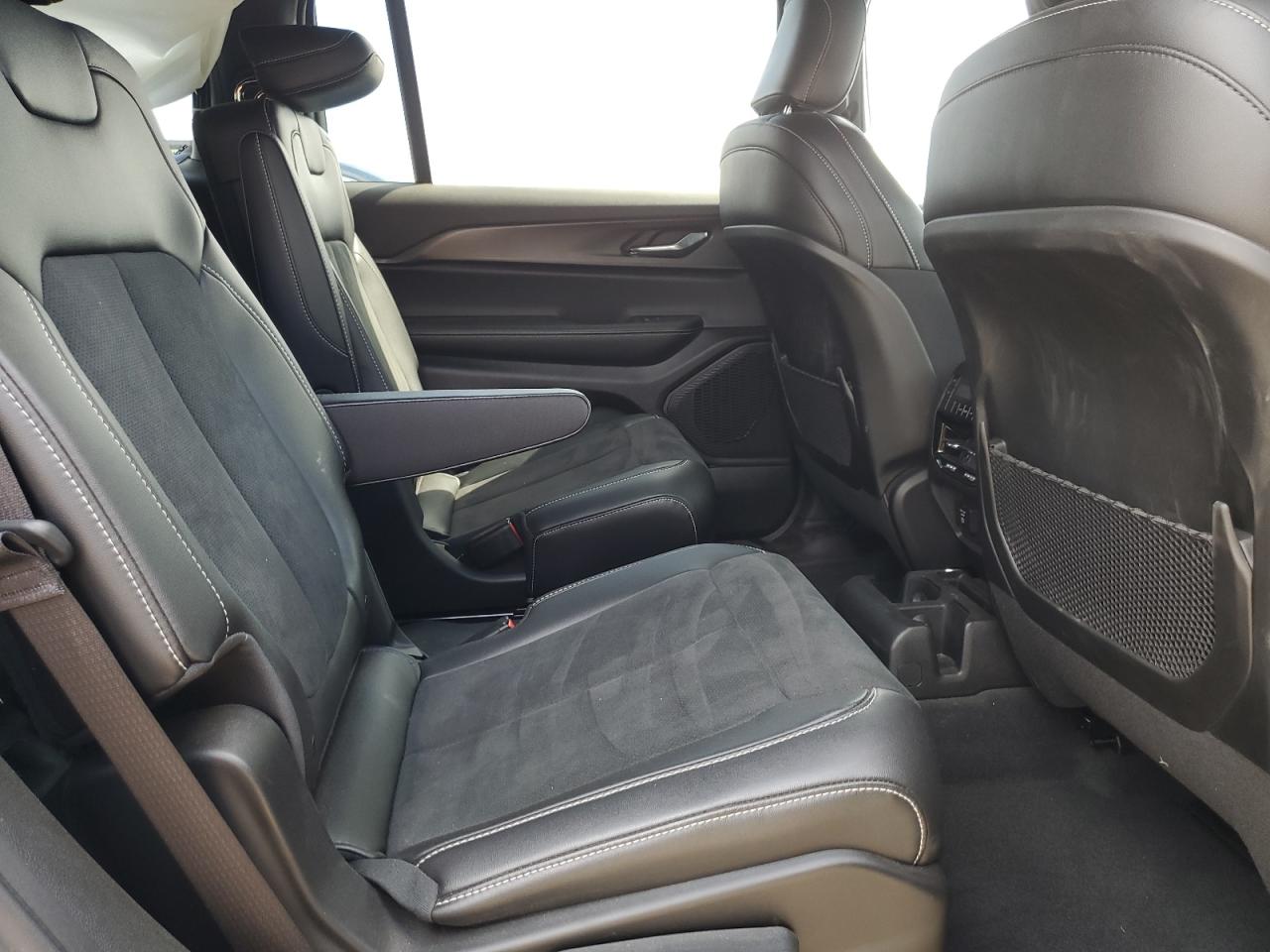 2025 Jeep Grand Cherokee L Laredo VIN: 1C4RJKAG1S8633302 Lot: 71873175