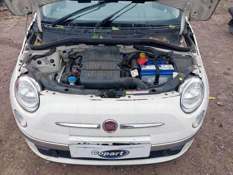 2015 FIAT 500 LOUNGE 