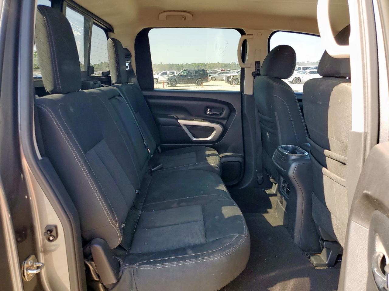 2017 Nissan Titan Sv VIN: 1N6AA1E65HN534997 Lot: 71353865