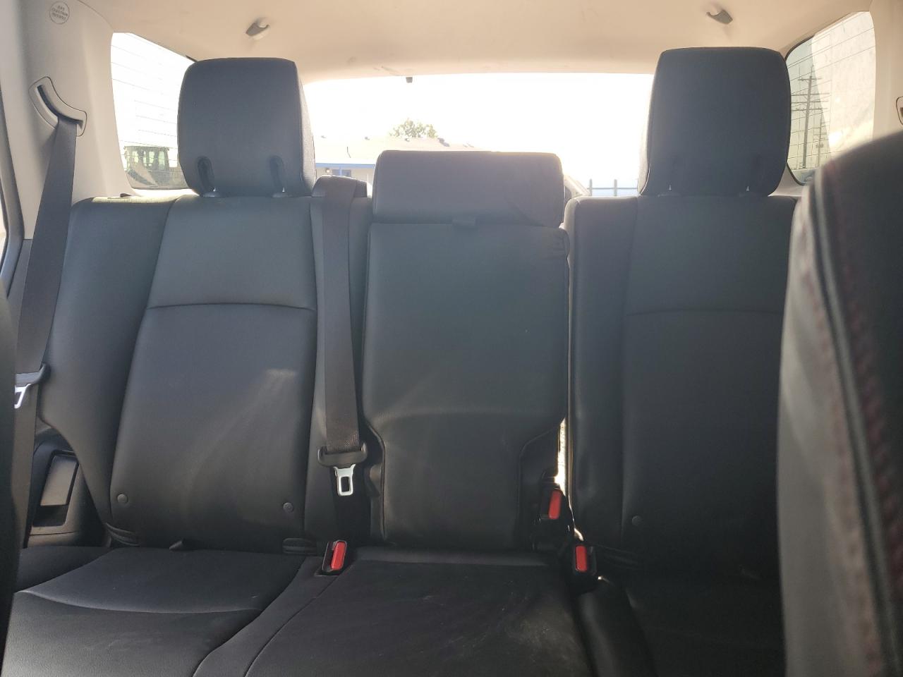 2019 Toyota 4Runner Sr5/Sr5 Premium VIN: JTEBU5JR0K5666543 Lot: 80963325