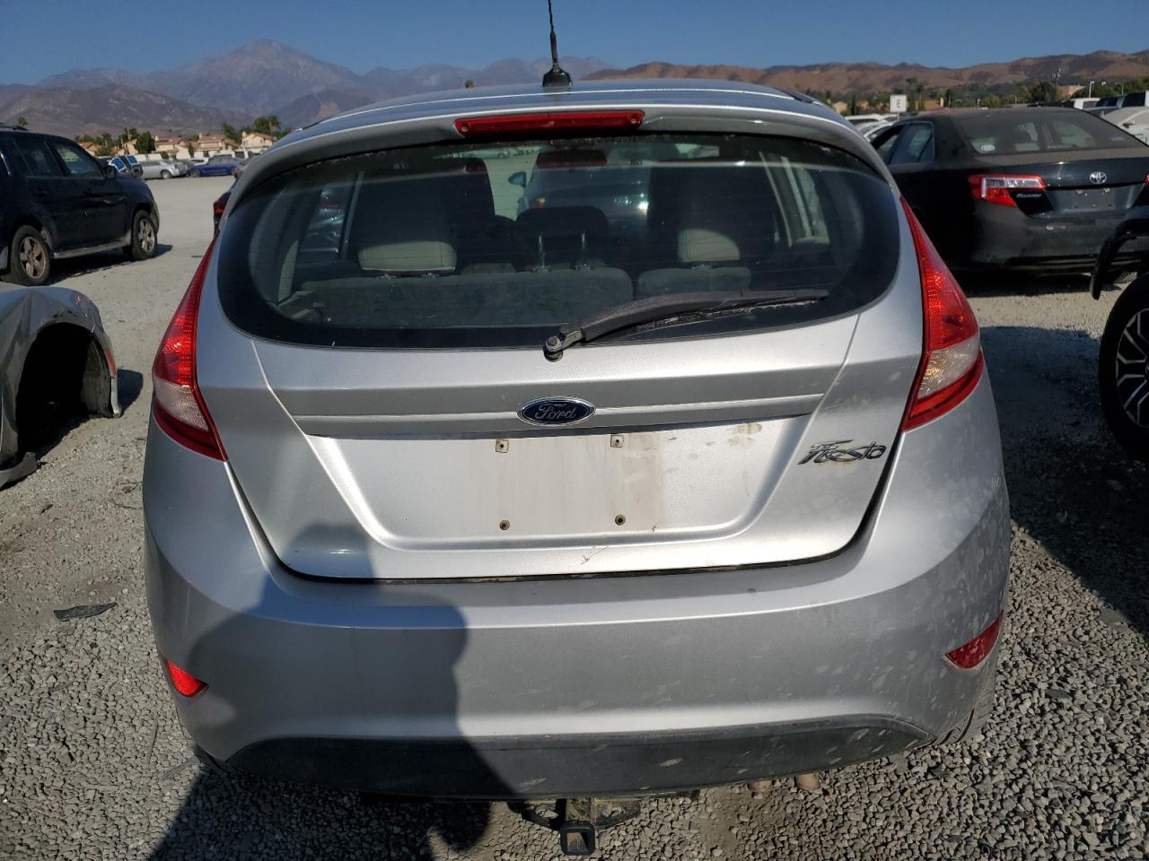2013 Ford Fiesta S VIN: 3FADP4TJ2DM113899 Lot: 80876335