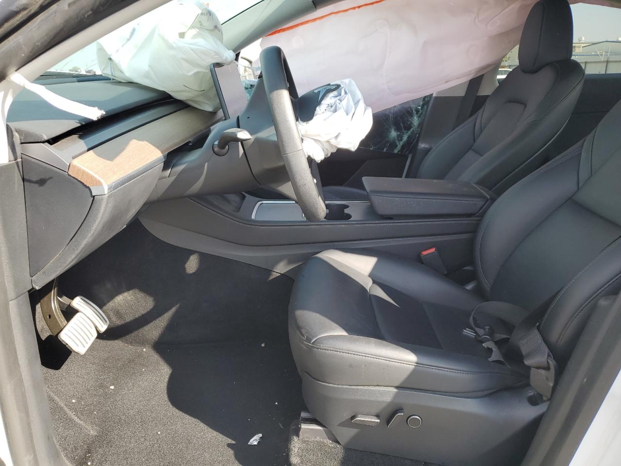 2023 Tesla Model Y VIN: 7SAYGDEF9PF887096 Lot: 82123895