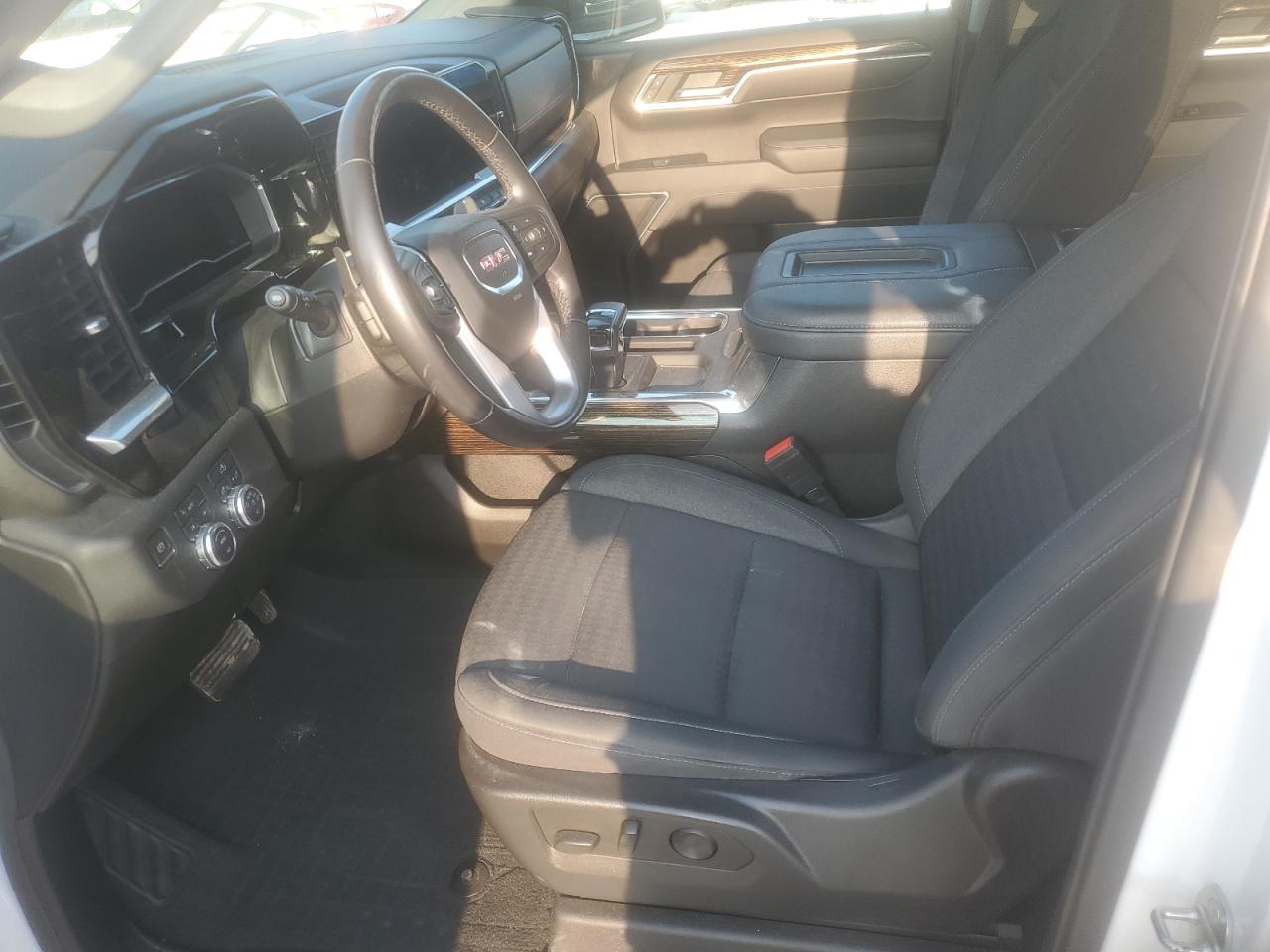 2022 GMC Sierra K1500 Elevation VIN: 1GTUUCED5NZ619070 Lot: 71523465