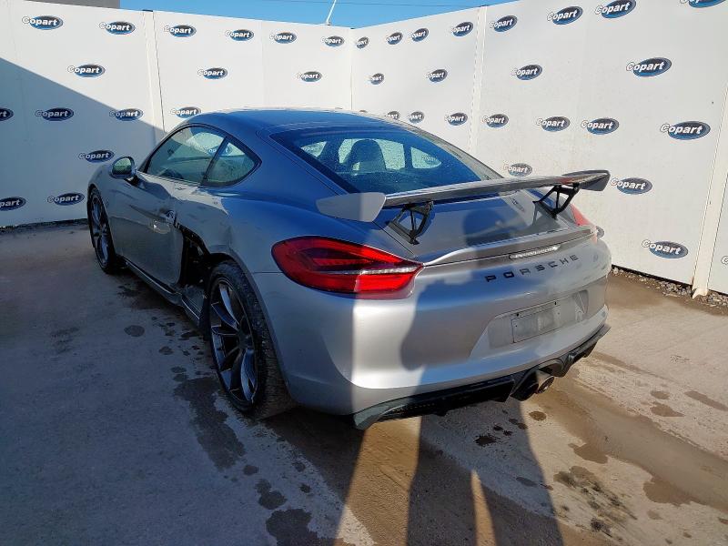 2015 PORSCHE CAYMAN GT4 