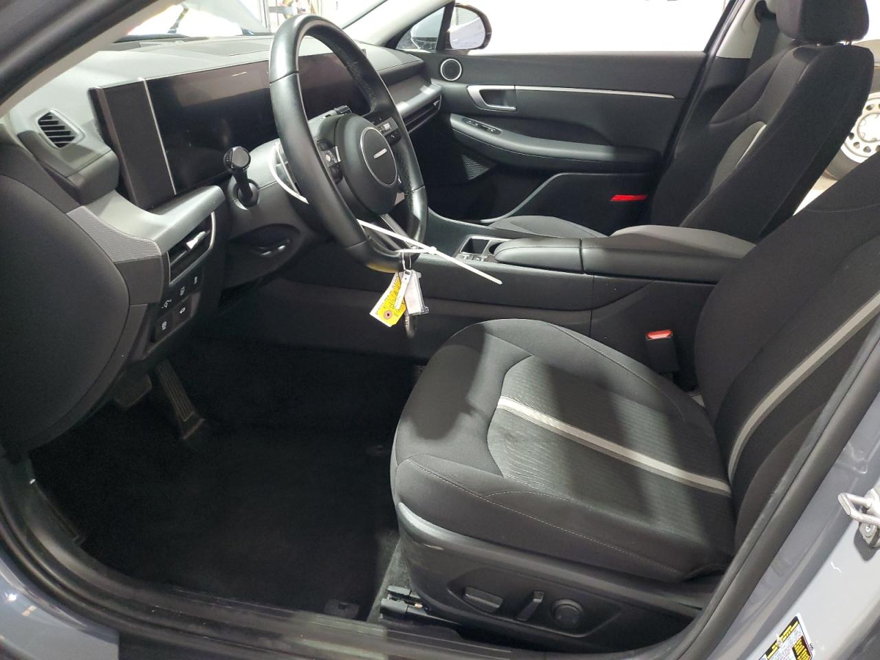 2025 Hyundai Sonata Hybrid VIN: KMHL34JJ8SA104389 Lot: 84008615