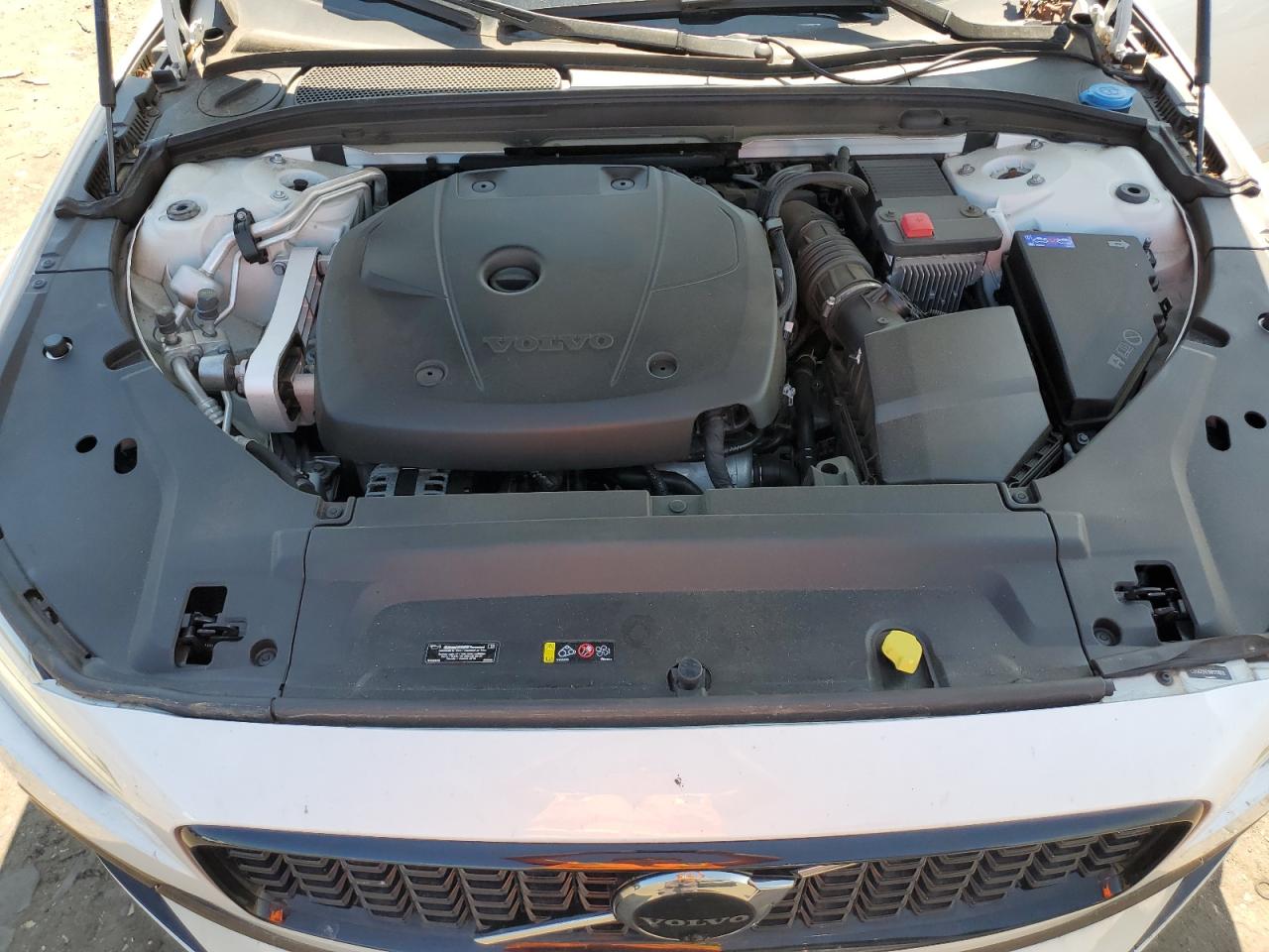 2021 Volvo S90 T6 R-Design VIN: LVYA22MT1MP213608 Lot: 71010795