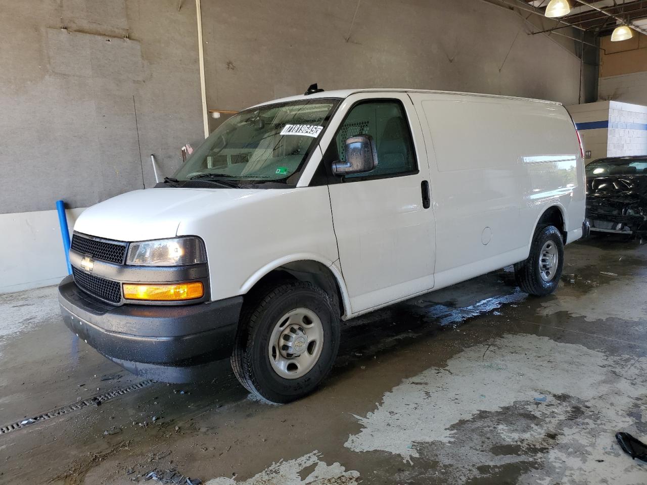 2022 Chevrolet Express G2500